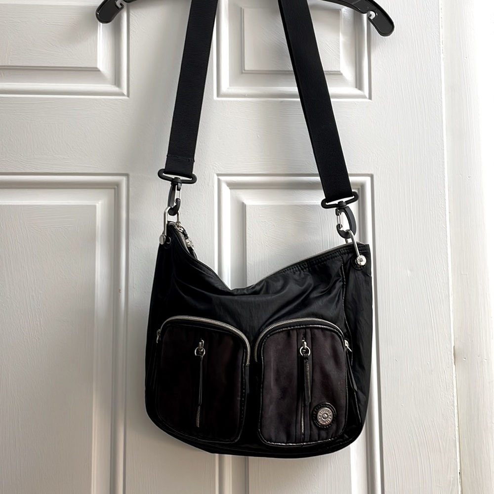 Kipling crossbody/shoulder bag in black nylon